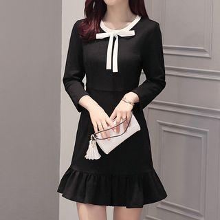 Bow Accent Ruffle Hem 3/4 Sleeve Dress