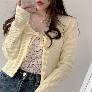 Set: Tie-front Cropped Knit Cardigan + Floral Camisole Top