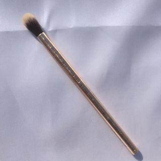 Brushed Metal Eyeshadow Brush Dark Silver - One Size