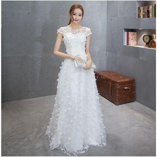 Corsage Cap-sleeve A-line Wedding Gown