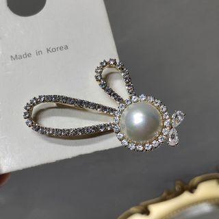 Rabbit Ear Rhinestone Faux Pearl Hair Clip White Faux Pearl - Gold - One Size