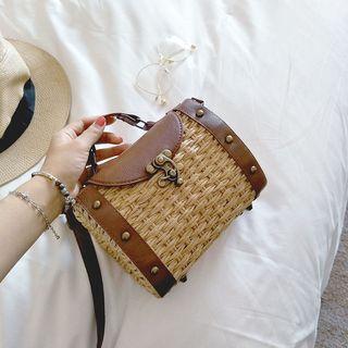 Vintage Lock Straw Satchel