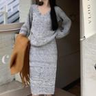 V-neck Multicolored Sweater / Knit Midi A-line Skirt