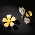 Non-matching Bee & Flower Earring 1 Pair - Yellow - One Size