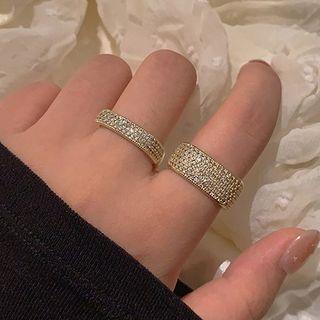 Rhinestone Square Ring Thin Edition - Gold & White - 1.7cm