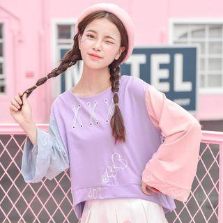 Lace-up Accent Color Block Cropped Pullover