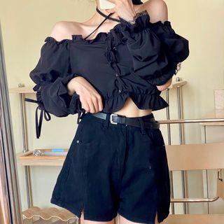 Ruffle Trim Cropped Blouse / Denim Wide Leg Shorts