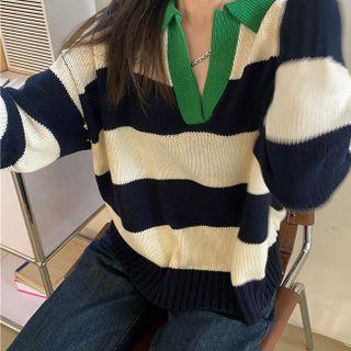 Contrast Collar Striped Sweater Stripes - Black & Off-white - One Size