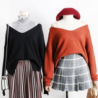 Plain V-neck Sweater / Turtleneck Knit Vest