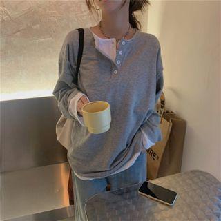 Mock Two-piece Half Buttoned Sweatshirt