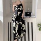 Halter-neck Floral Print Midi A-line Dress White Flowers - Black - One Size