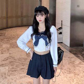 Bow Accent Sailor Collar Blouse / Wide-leg Shorts