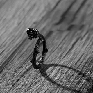 Thorned Rose Open Ring Black - One Size