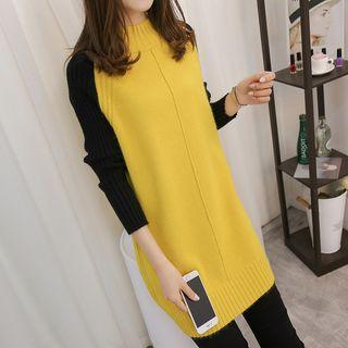 Two-tone Mock-neck Long Sweater
