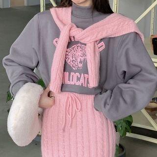 Mock-neck Lettering Sweatshirt / Knit Midi Pencil Skirt / Shawl