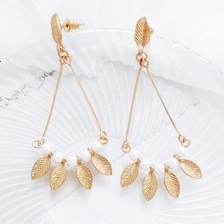 Leaves Triangle Earring