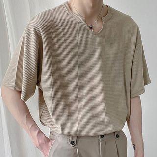 Short-sleeve Notch-neck Knit T-shirt