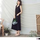 Sleeveless V-neck Chiffon Wide-leg Jumpsuit