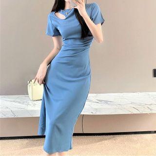 Short-sleeve Cutout Midi Bodycon Dress