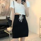 Short-sleeve T-shirt / High Waist Mini Pencil Skirt