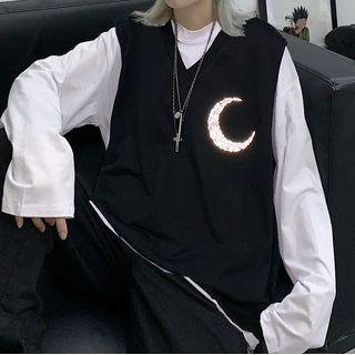 Plain T-shirt / Embroidered V-neck Knit Vest