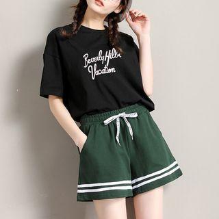 Striped Shorts / Short-sleeve T-shirt