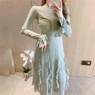 Long-sleeve T-shirt + V-neck Spaghetti-strap Dress