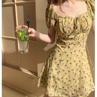 Lace-up Floral Print Dress