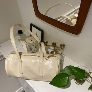 Zipped Cylinder Bowling Bag