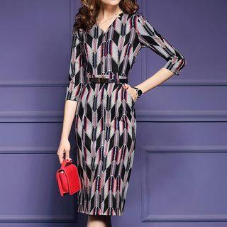 Patterned V-neck 3/4 Sleeve Midi Dress