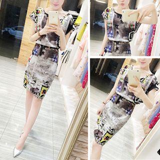 Printed Short-sleeve Sheath Dress
