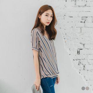 Striped Dip-back Blouse