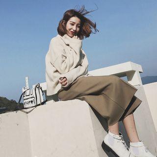 Set: Long Sleeve Turtleneck Sweater + Cropped Wide-leg Pants