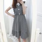 Petite Size Set: Sleeveless Frilled Midi Gingham Dress + T-shirt