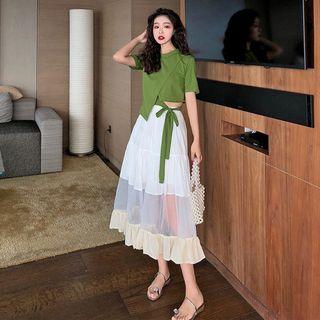 Short-sleeve Side Drawstring T-shirt / Tulle Midi Skirt