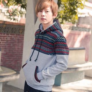 Ethnic Contrast Hooded Top