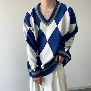 V-neck Argyle Sweater Blue - One Size