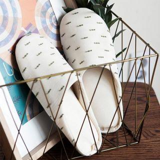 Patterned Slippers - (s)