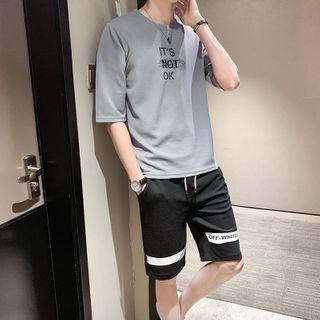 Set: Short-sleeve Letter Print T-shirt + Shorts