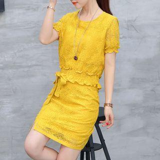 Set: Short-sleeve Lace Top + Lace Fitted Skirt