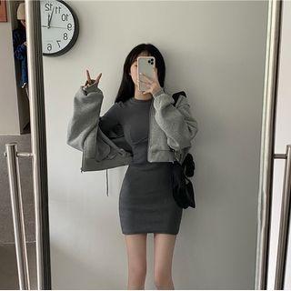 Long-sleeve Zipped Hooded Jacket / Long-sleeve Plain Slim Fit Dress
