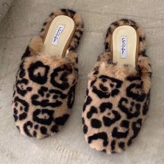 Furry Leopard Print Mules