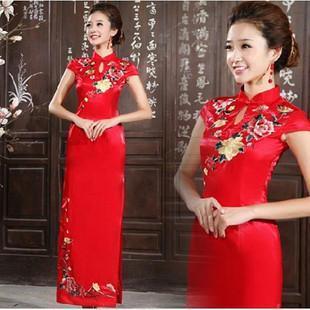 Cap-sleeve Flower Embroidered Long Cheongsam