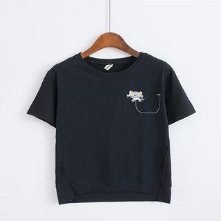 Cat Embroidered Short Sleeve Cropped T-shirt