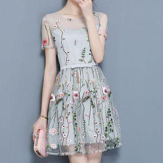Short-sleeve Floral Print Lace Dress
