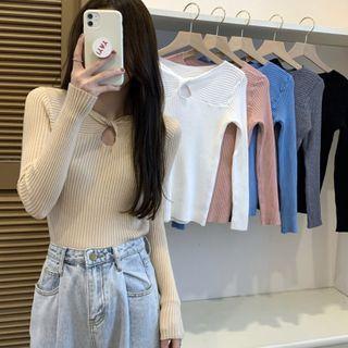 Twisted Cut-out Knit Top