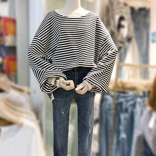Striped Pullover / Ripped Skinny Jeans / Set