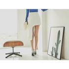 Asymmetric-hem Dip-side Skirt