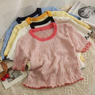 Embossed Slim-fit Crop T-shirt