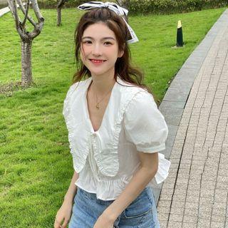 Short-sleeve Frill Trim Cropped Blouse White - One Size